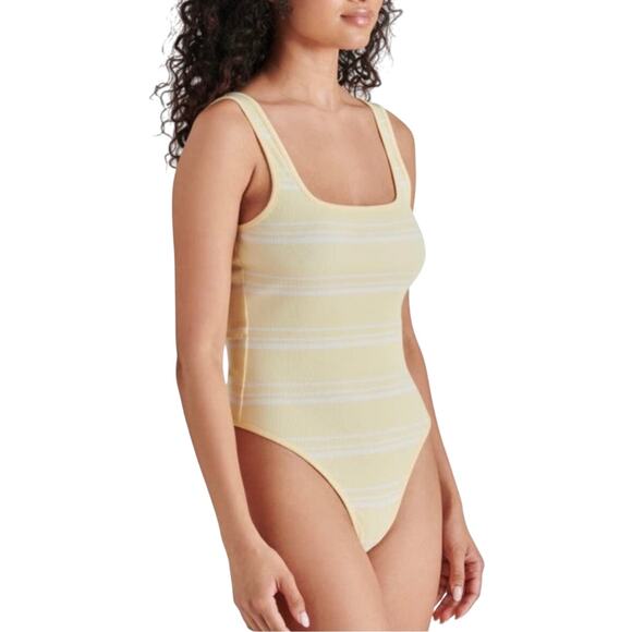 Steve Madden Ribbed Stripe Bodysuit Vanilla Yellow Knit Tank Top Medium NWT - Picture 3 of 9